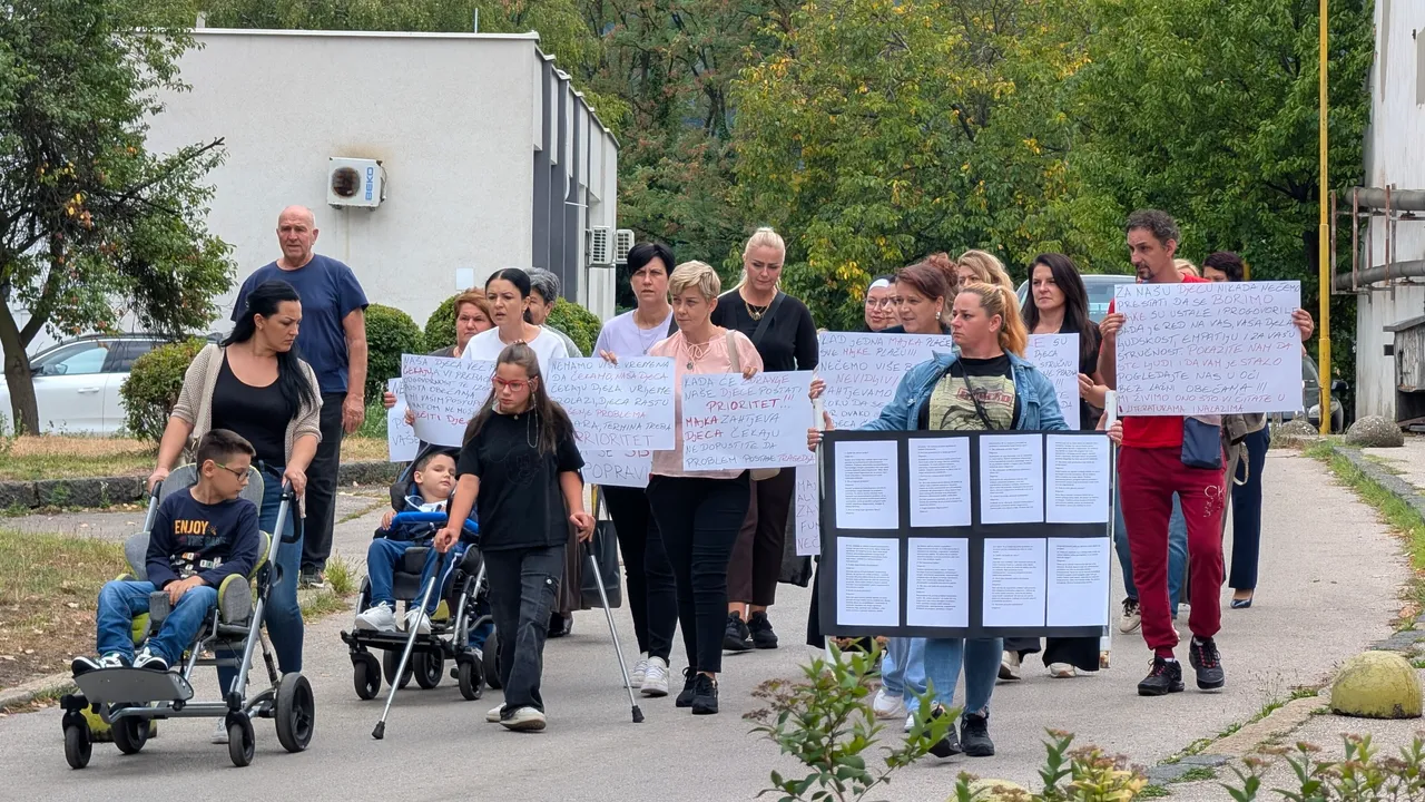 Roditelji od zdravstvenog sistema očekuju da im osigura dostupnu i pravovremenu zdravstvenu zaštitu za njihovu djecu. Izvor: PIN
