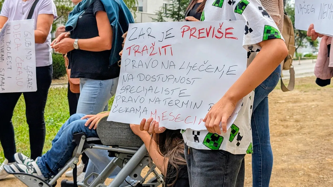 Zakon o pravima, obavezama i odgovornostima pacijenata FBiH izričito garantuje pacijentu pravo na dostupnost zdravstvene zaštite. Izvor: PIN