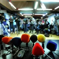 Lokalni novinari u TK: Pritisci, zatvorene institucije i borba za informacije